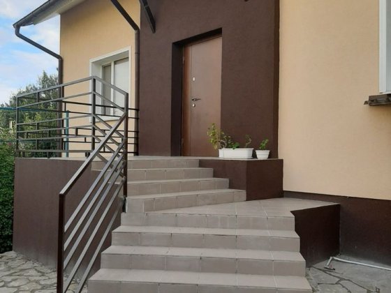 Великий будинок 320 м2 для великої родини в центрі міста Балаклія. Балаклея