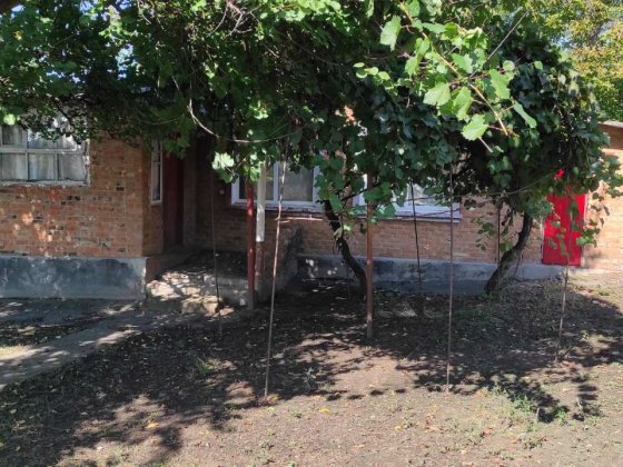Продам дом з цегли в тихому гарному місці Первомайськ