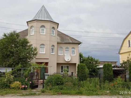 Продам будинок  м. Дунаївці ціна 90000$ договірна Дунаївці