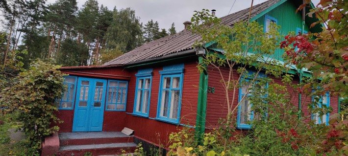 Продам будинок у Полонному в мальовничому місці біля лісу. - фото 1