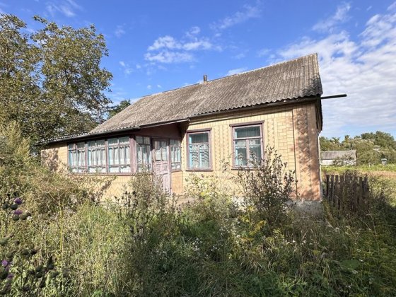 Продаж будинку в гарному місці Полонное