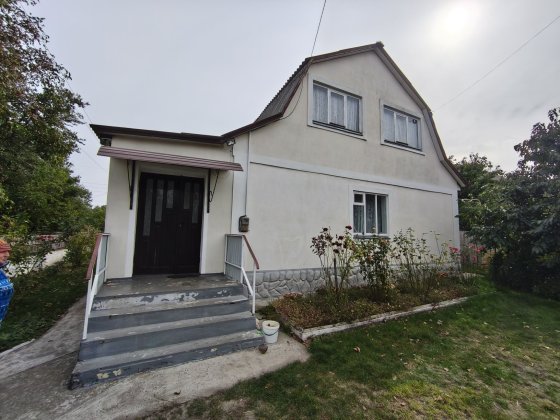 Продається будинок біля річки в селі Слобода поруч з містом Черкаси Красная Слобода