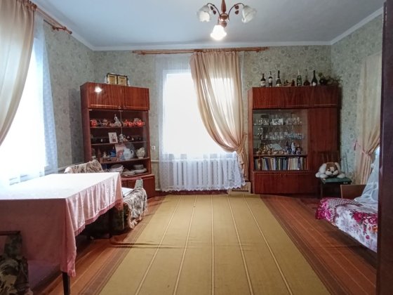 Продаж будинку в центрі с. Руська Поляна Русская Поляна