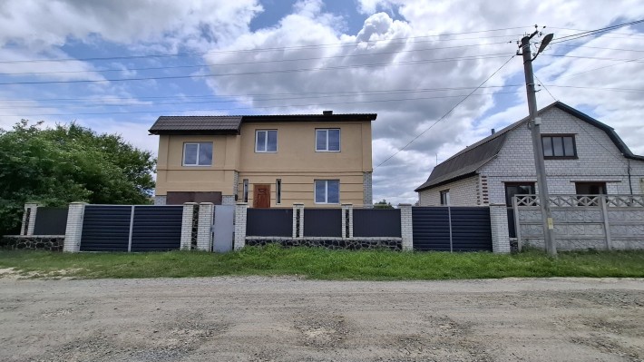 Будинок двоповерховий с.Руська Поляна, Черкаський район - фото 1