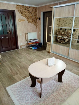 Будинок на продаж у Мошнах: 110 м², є гараж, зручний під’їзд - фото 1