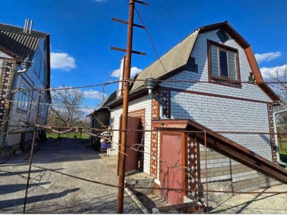 Терміновий продаж будинку у звязку  з виїздом Мошны