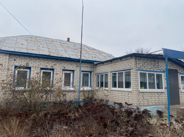 Продам деревʼяний будинок - фото 1