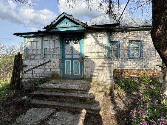 Будинок в селі Коропʼє Остер