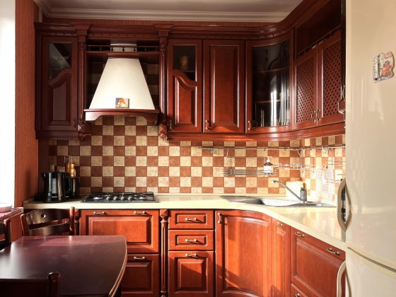 Продаж 3 к квартири за адресою вул. Уманська, 41 в Солом'янському районі. Київ