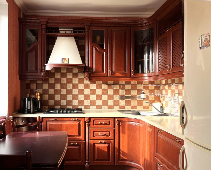 Продаж 3 к квартири за адресою вул. Уманська, 41 в Солом'янському районі. - фото 1