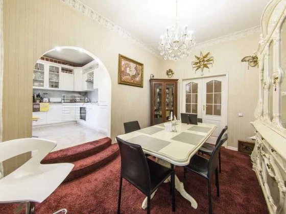 Продаж квартири на вул. Кирилівська (Фрунзе), 109б Подільський район Київ