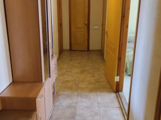 3-х комнатная квартира центр (квадрат) долгосрочная аренда Олександрія