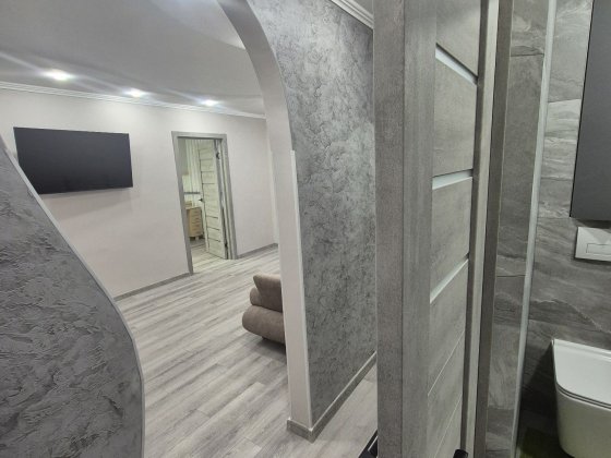 Сдам  3 к квартиру  с А.О р-н Центра. Кам'янське