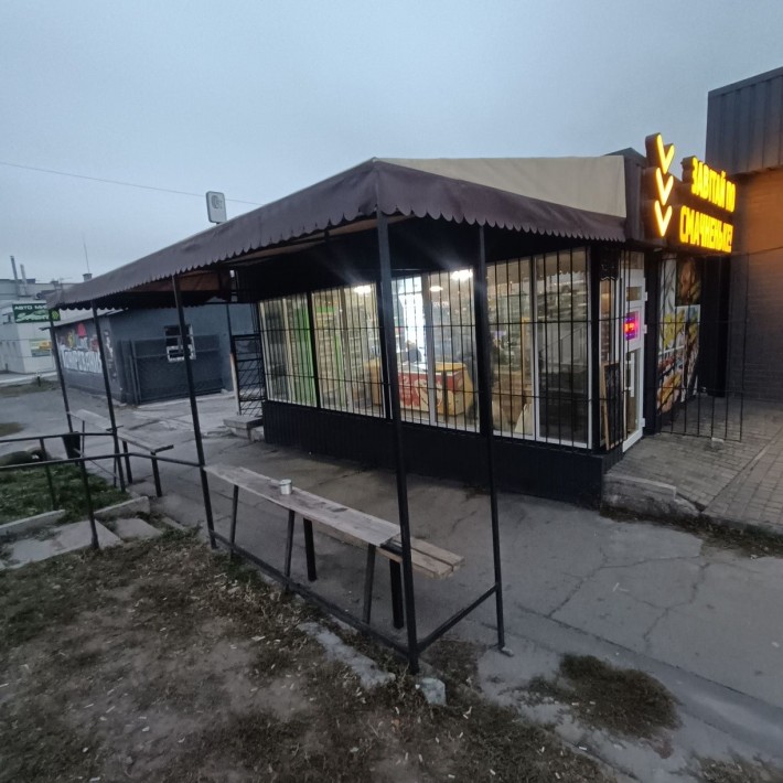 Сдатим в аренду лоток, тоговый павильон  на Меркурии, начало моста на - фото 1