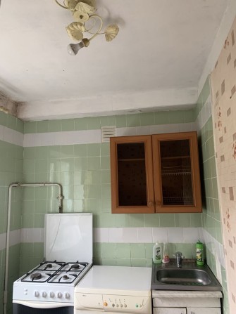 Здам 2 кімнатну в центрі ! - фото 1