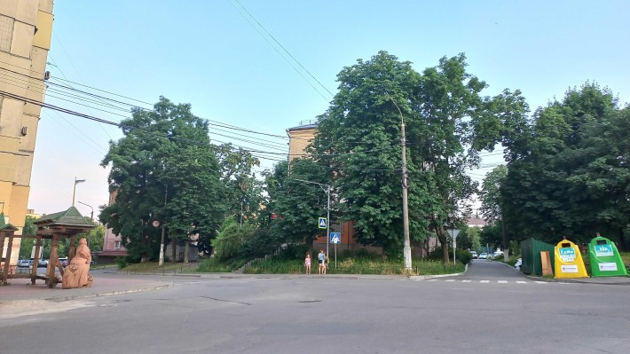 Довгострокова оренд 1-кім. квартири по вул. Грушевського 3 - фото 1