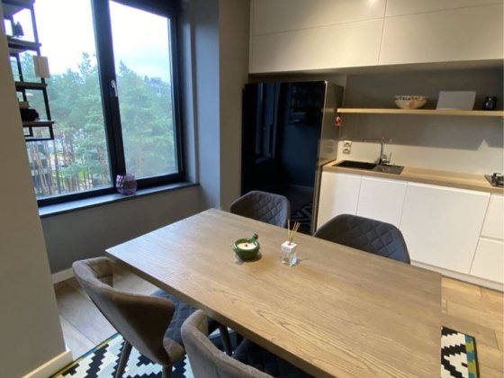 Аренда двухуровневой квартиры с видовой террасой на сосны Гостомель