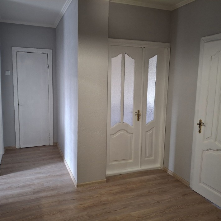 Здається трьох кімнатна квартира - фото 1