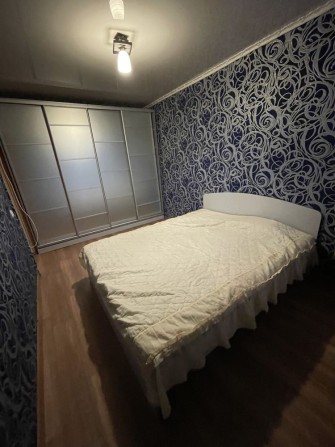 Сдается 2к на срок от 2-х месяцев по Космонавтов возле АТБ - фото 1