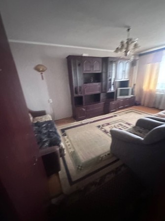 Сдам 1 ком квартиру в Черноморске - фото 1