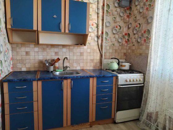 Сдаётся от хозяина однокомнатная квартира р-н 14 школы,5 этаж. Измаил