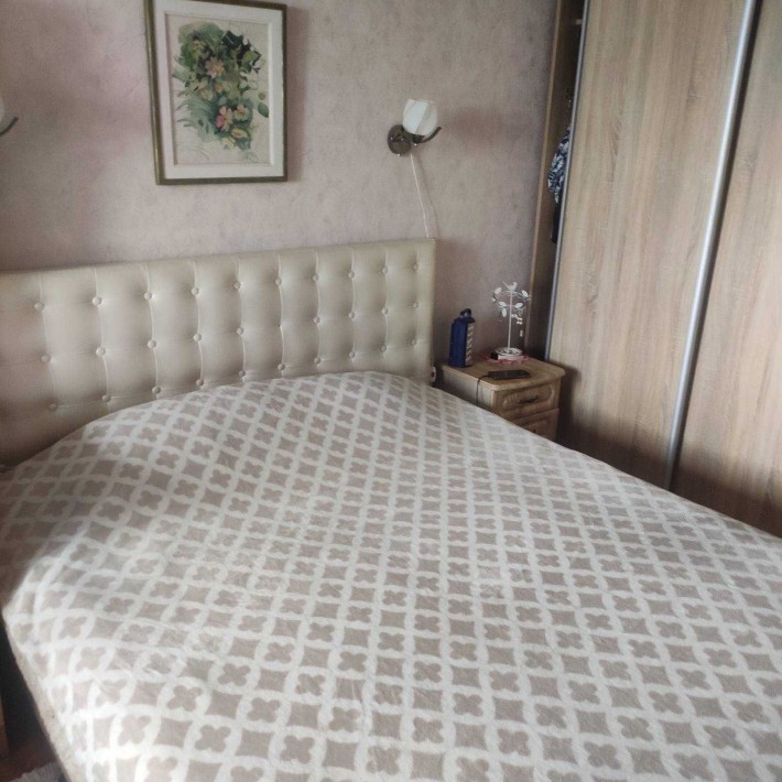 сдам  3-х  ком квартиру длительно - фото 1