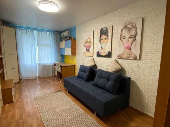 2к с ремонтом Клушина р-н поликлиники