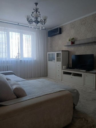 Сдам 3к.квартиру длительно - фото 1