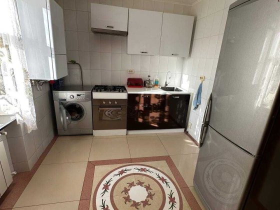 Здам 2-х кім. кв. в  р-н 14 школи, індивідуальне опалення Каменец-Подольский