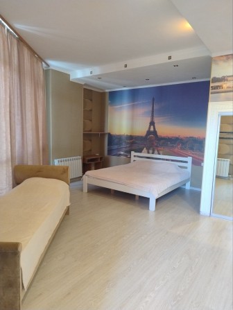 Сдам долгосрочно квартиру (без выселения на лето) - фото 1