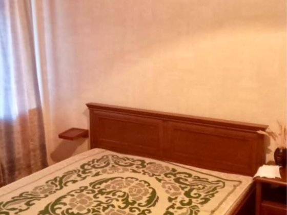 Сдам в аренду 2-х комнатную кв. 38 кв.м. 2 этаж Конотоп