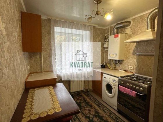 Здається 3-кімнатна квартира на довготривалий термін Каменец-Подольский