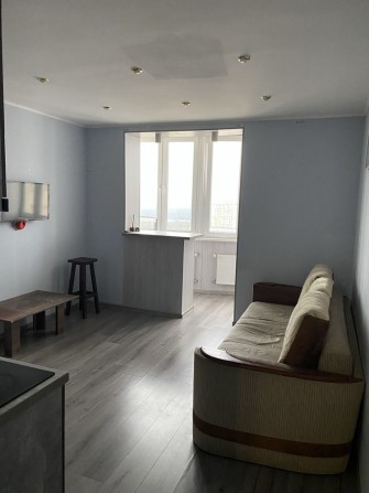 Сдам  квартиру студию на ул. Олевская, 9 - фото 1