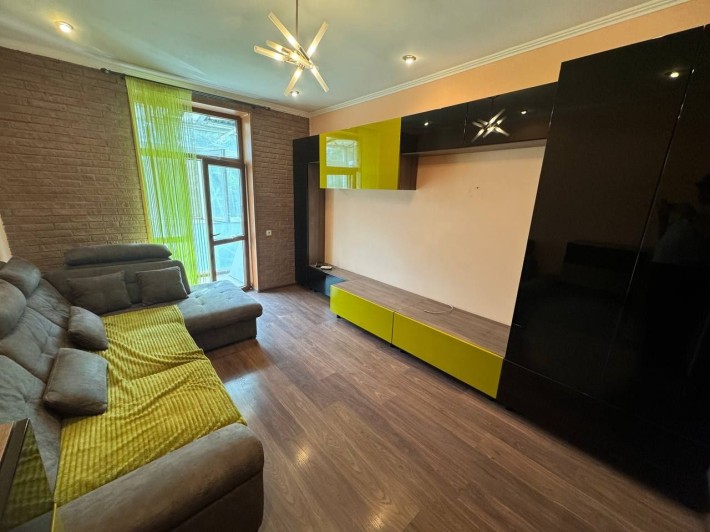 2-к.Квартира ул Проспект Мира 6.  2-Этаж - фото 1