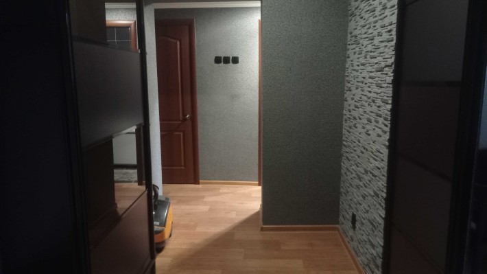 Сдам 2-х комнатную квартиру в центре - фото 1