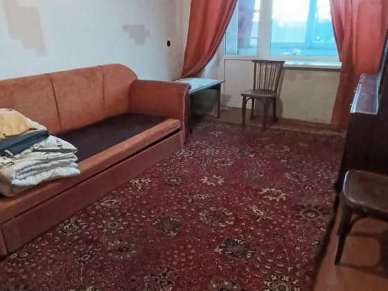 Сдам 2х комнатную квартиру с 1.11  в центре Миргород