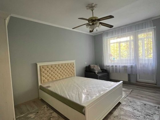 Здам в довгострокову оренду 1-кімнатну квартиру. Мукачево