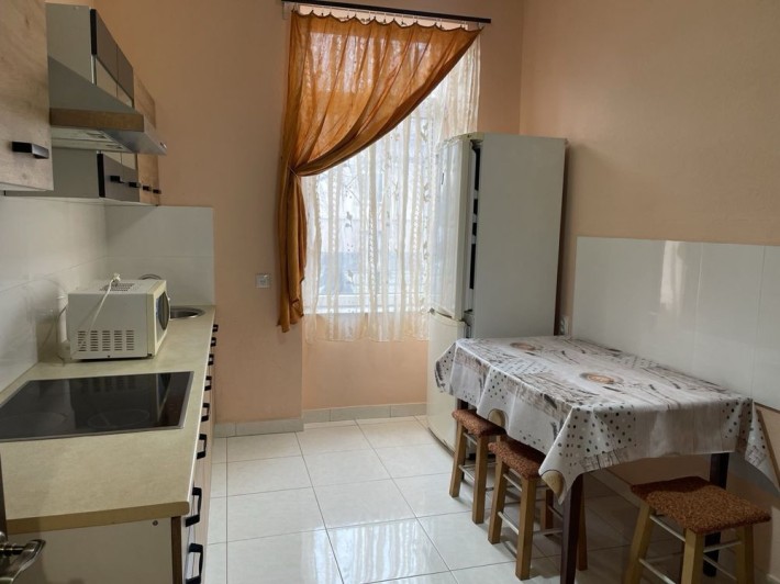 Оренда однокімнатної квартири в центрі міста - фото 1