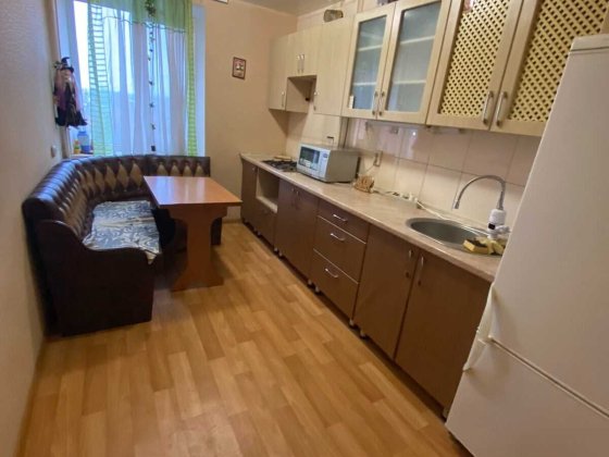 Сдается 3 комнатная квартира. Центр Славянск