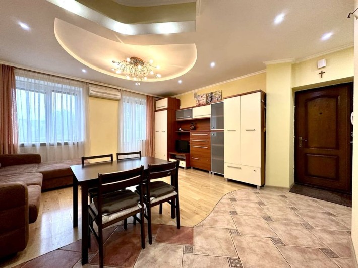 Оренда 3-кімнатної квартири в центрі м. Стрий - фото 1