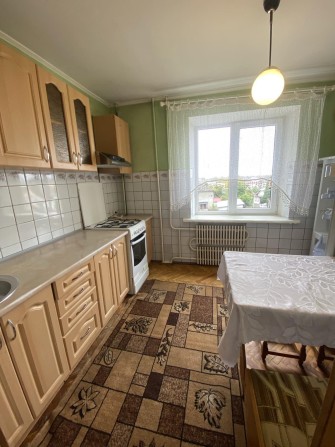 Здається 3 кімнатна квартира на вул Обаля - фото 1