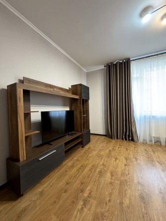 Оренда 2 кімнатної квартири в новобудові. - фото 1