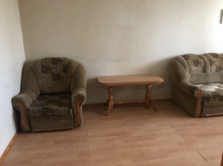 Здам в оренду трикімнатну квартиру на вул. Академіка Заболотного 4 - фото 1