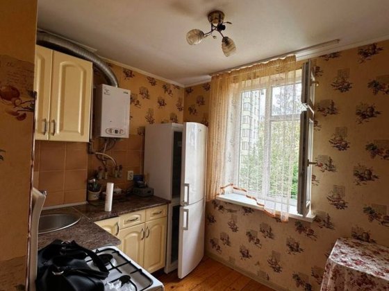 Здається 1-кім квартира самий центр довготривала оренда Трускавец