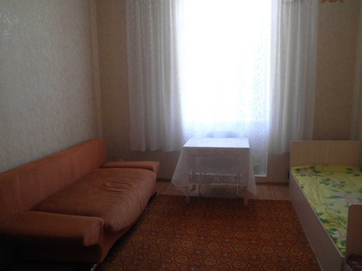 Здається гарне житло центр міста для 1 дівчини на підселення - фото 1