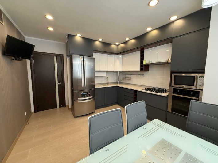 Зарічанська! 2 кімнатна в Новобудові! - фото 1