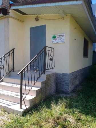 Оренда нежитлового приміщення площею 63 м. кв. під магазин, офіс. - фото 1