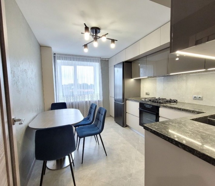 Пропонуємо вам Сучасну 3х кімнатну квартиру в новому будинку! - фото 1