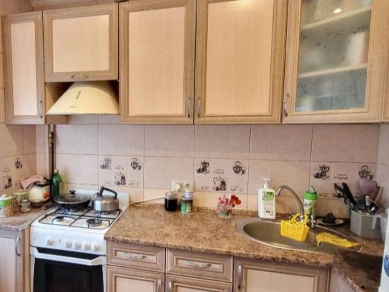 Пропонуємо вам 3х кімнатну квартиру з хорошим косметичним ремонтом! Хмельницкий