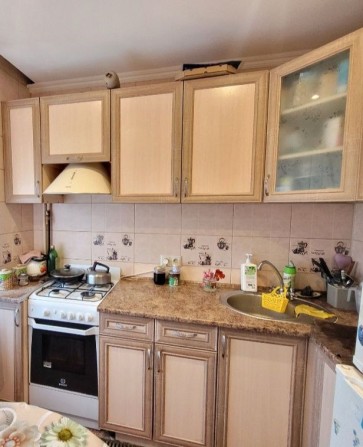 Пропонуємо вам 3х кімнатну квартиру з хорошим косметичним ремонтом! - фото 1